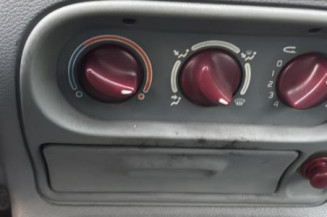 Vitre avant gauche RENAULT TWINGO 1