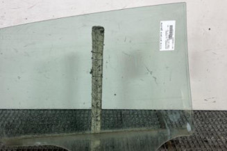 Vitre arriere gauche VOLKSWAGEN POLO 4