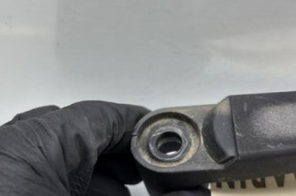 Bras essuie glace avant droit ISUZU D-MAX 2