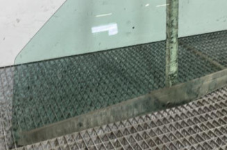 Vitre avant gauche RENAULT CLIO 2