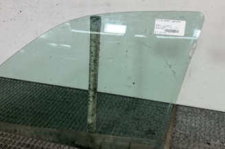 Vitre avant gauche RENAULT CLIO 2