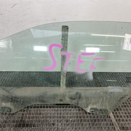 Vitre avant gauche FIAT STILO Photo n°1