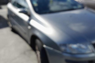 Vitre avant gauche FIAT STILO