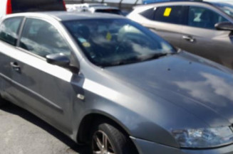 Vitre avant gauche FIAT STILO