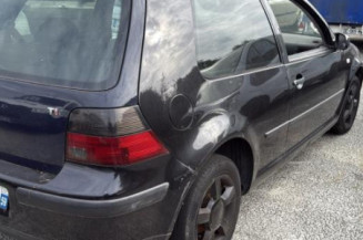 Vitre avant droit VOLKSWAGEN GOLF 4