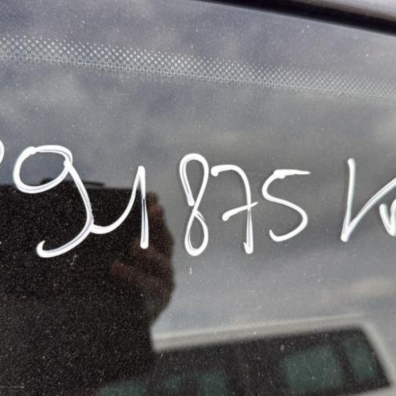 Vitre avant droit VOLKSWAGEN GOLF 4 Photo n°17