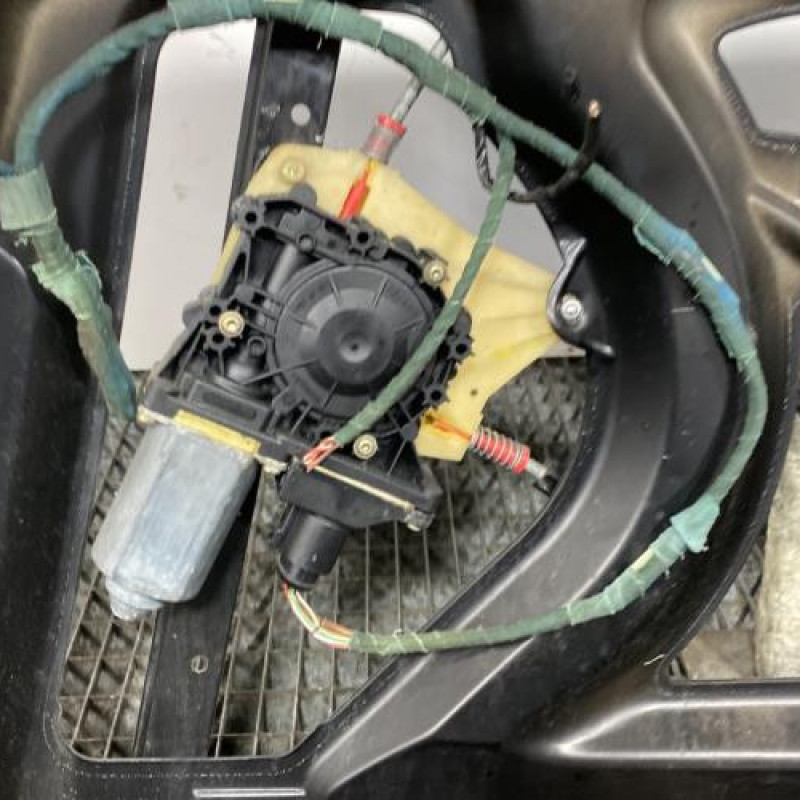 Leve vitre electrique avant droit AUDI A3 1 Photo n°4