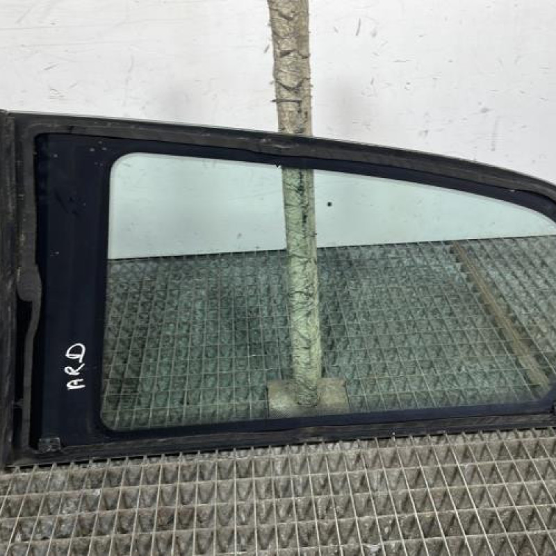 Custode arriere droit FIAT GRANDE PUNTO Photo n°4