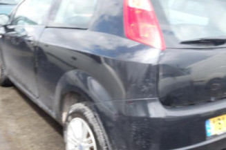 Custode arriere droit FIAT GRANDE PUNTO