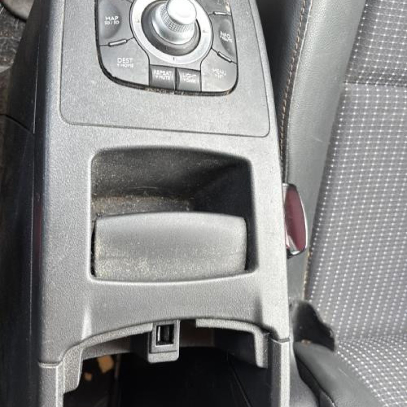 Reservoir essence RENAULT SCENIC 3 Photo n°19