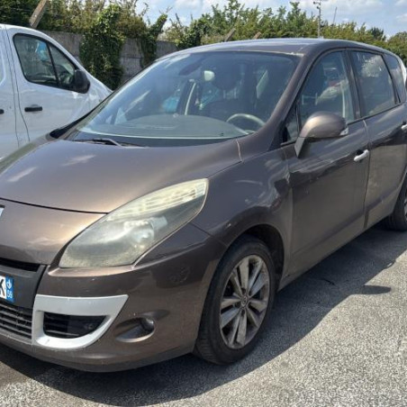 Reservoir essence RENAULT SCENIC 3 Photo n°1