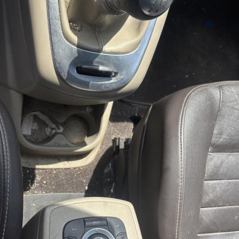 Reservoir essence RENAULT SCENIC 3 Photo n°15