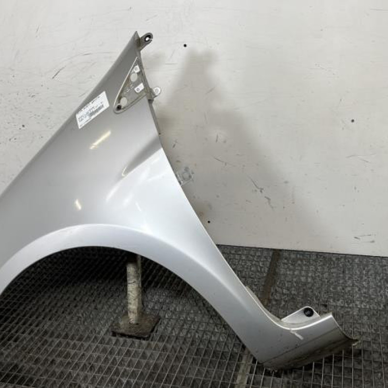 Aile avant gauche RENAULT CLIO 3 Photo n°4