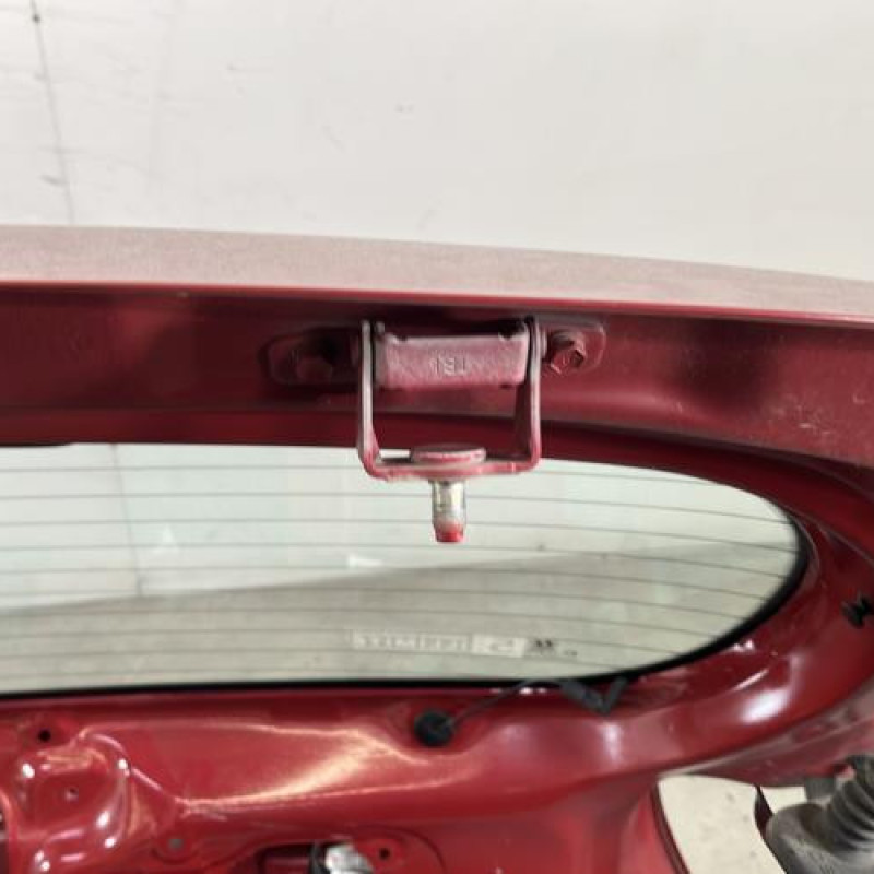 Malle/Hayon arriere HYUNDAI I 10 2 Photo n°7
