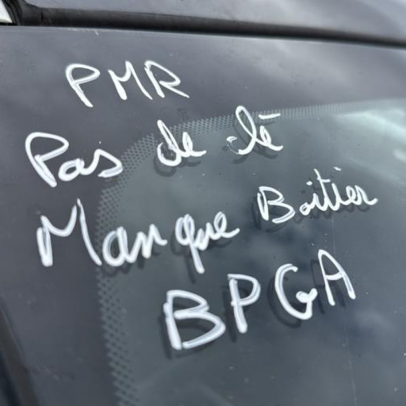 Siege central arriere PEUGEOT 508 1 SW Photo n°13