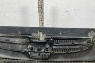 Calandre PEUGEOT PARTNER 1