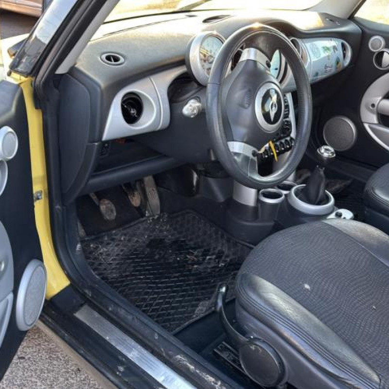 Pare choc arriere MINI MINI 1 R50/R53 Photo n°16
