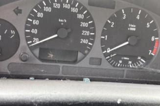 Optique avant secondaire gauche (feux)(clignotant) BMW SERIE 3 E36