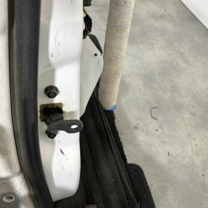 Porte arriere droit HYUNDAI IX 35 Photo n°4