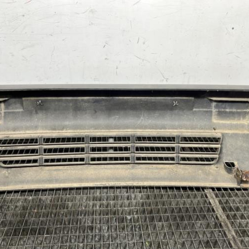 Pare choc avant RENAULT EXPRESS Photo n°5