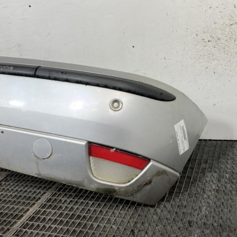Pare choc arriere FORD FOCUS 1 Photo n°3