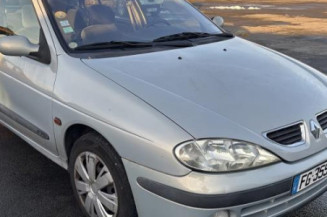 Reservoir essence RENAULT MEGANE 1