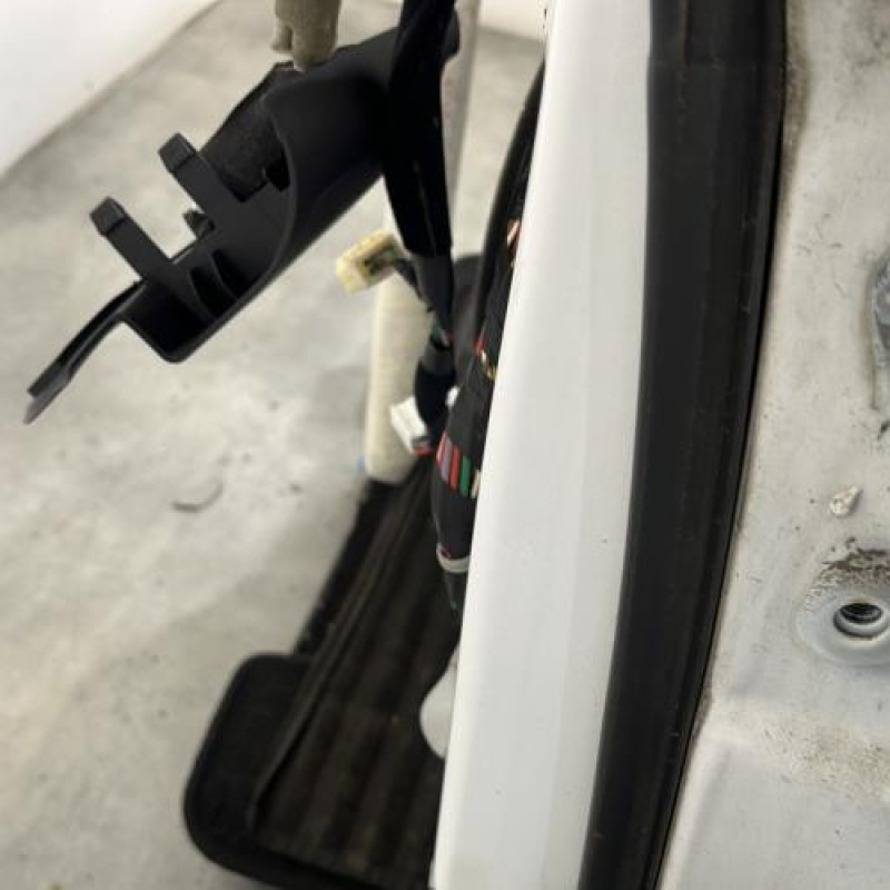 Porte avant gauche HYUNDAI IX 35 Photo n°3