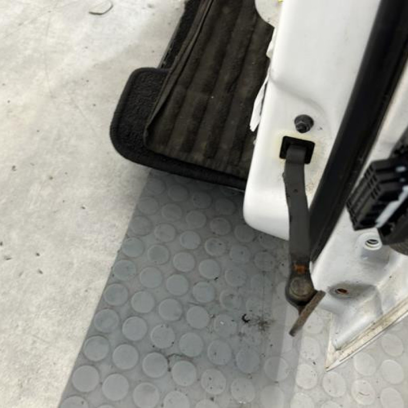 Porte avant gauche HYUNDAI IX 35 Photo n°4