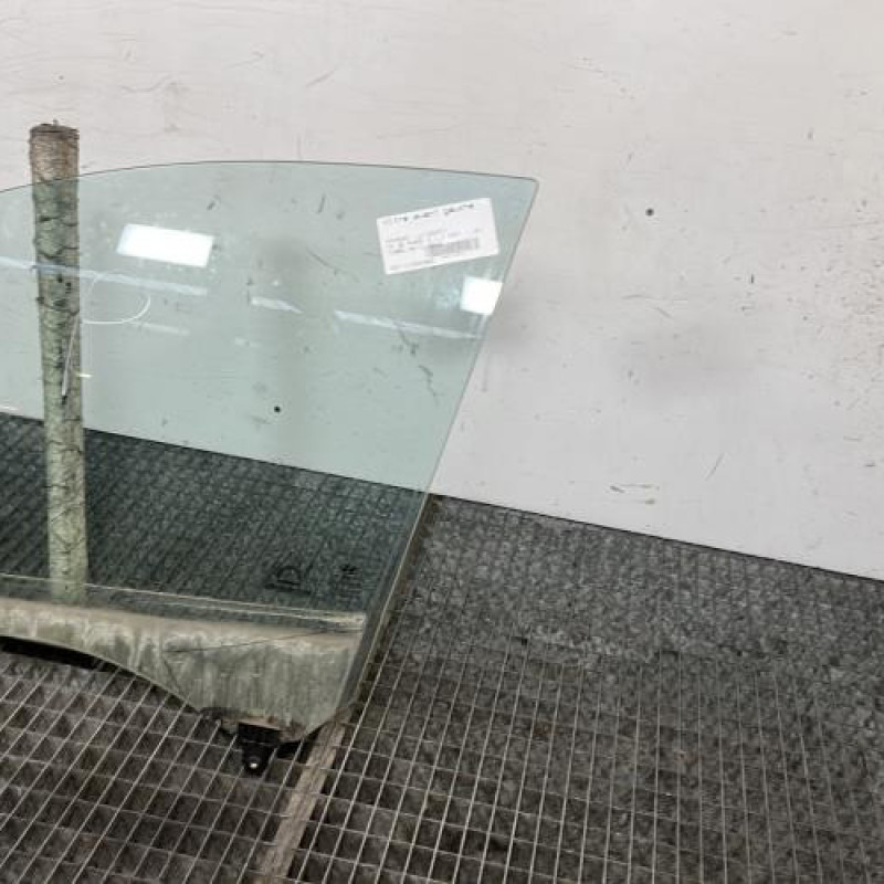 Vitre avant gauche HYUNDAI IX 35 Photo n°3