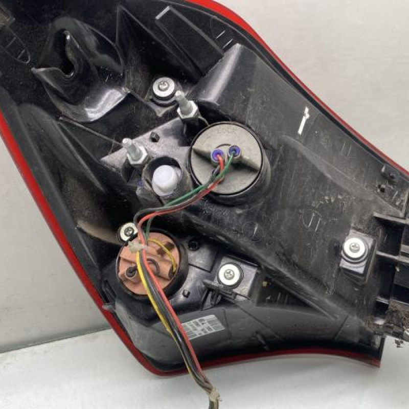 Feu arriere principal droit (feux) HYUNDAI I 20 2 Photo n°4