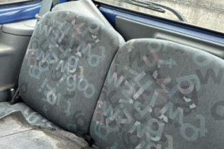 Pare boue avant droit RENAULT TWINGO 1