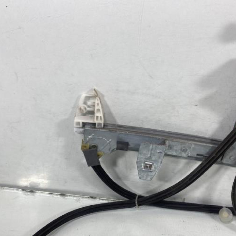 Leve vitre electrique avant gauche CITROEN XSARA PICASSO Photo n°5