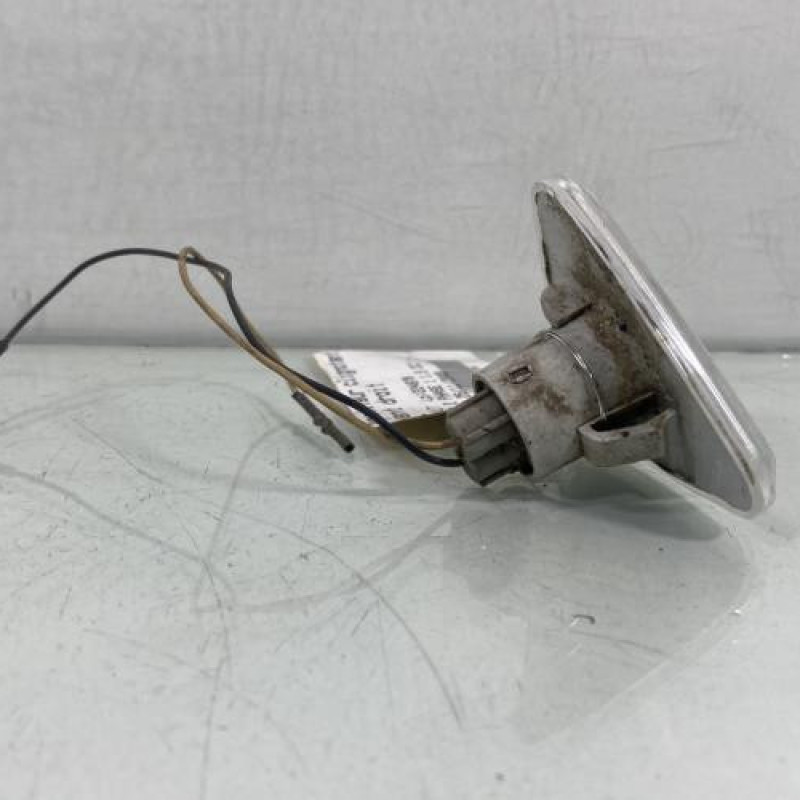 Repetiteur clignotant avant droit  (Feux) RENAULT KANGOO 2 Photo n°3