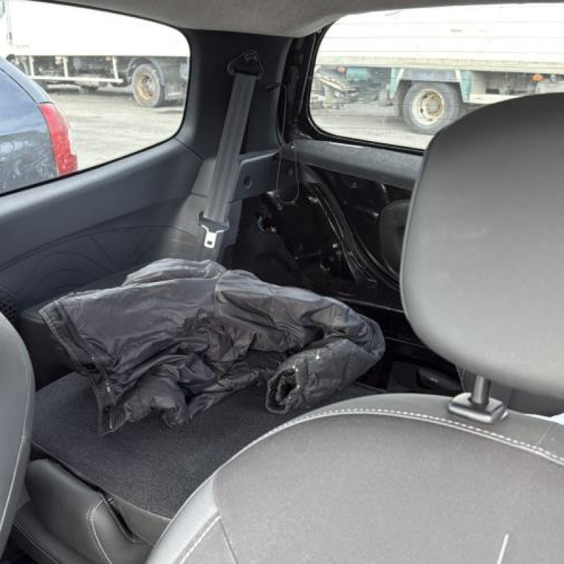 Ceinture avant gauche RENAULT TWINGO 2 Photo n°16
