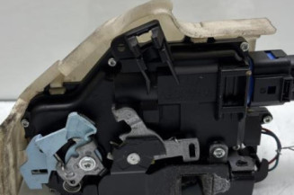 Serrure avant gauche VOLKSWAGEN GOLF 5
