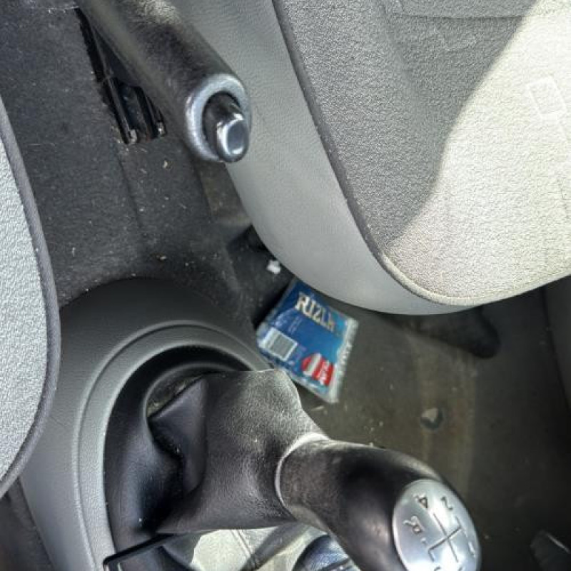 Poignee interieur porte laterale gauche RENAULT KANGOO 1 Photo n°19