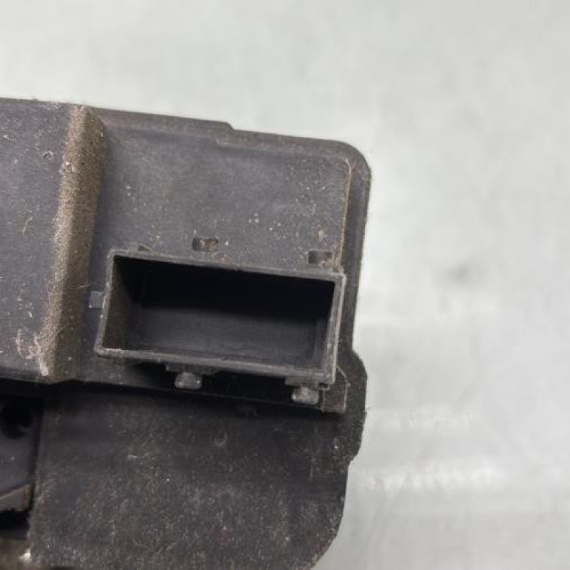 Serrure avant gauche CITROEN BERLINGO 1 Photo n°3