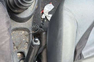 Serrure avant gauche CITROEN BERLINGO 1