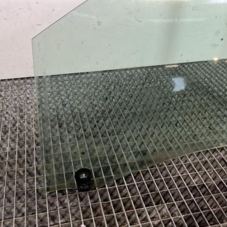Vitre avant gauche RENAULT CLIO 3