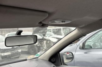 Vitre avant gauche RENAULT CLIO 3