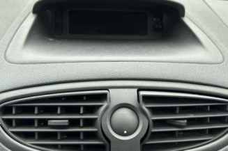 Vitre avant gauche RENAULT CLIO 3