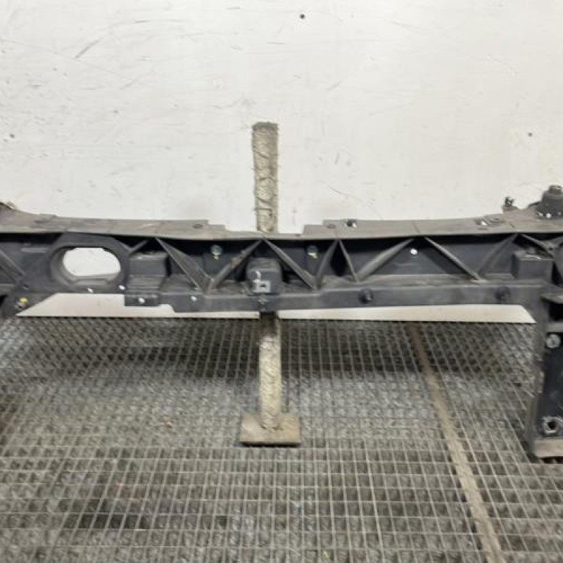 Face avant RENAULT CLIO 3 Photo n°1