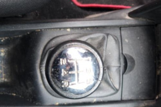 Attache ceinture avant gauche PEUGEOT 207
