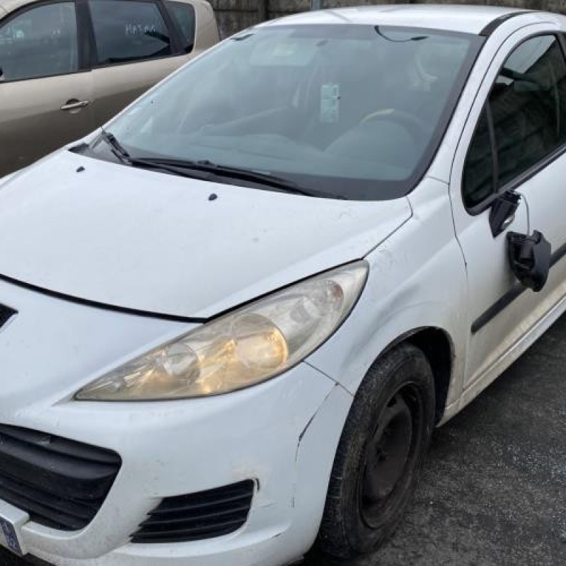 Attache ceinture avant gauche PEUGEOT 207 Photo n°14