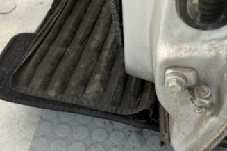 Porte avant gauche FORD FOCUS 1