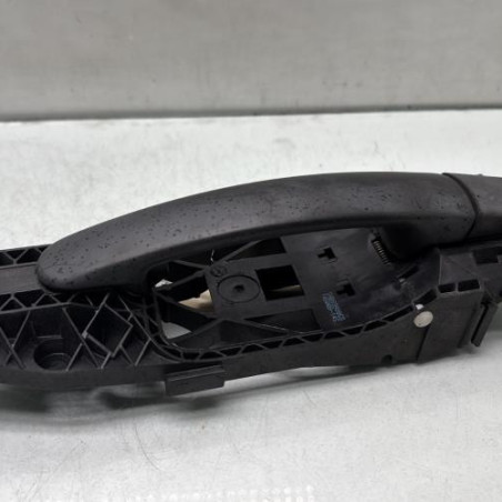 Poignee porte arriere droit VOLKSWAGEN POLO 5 Photo n°1