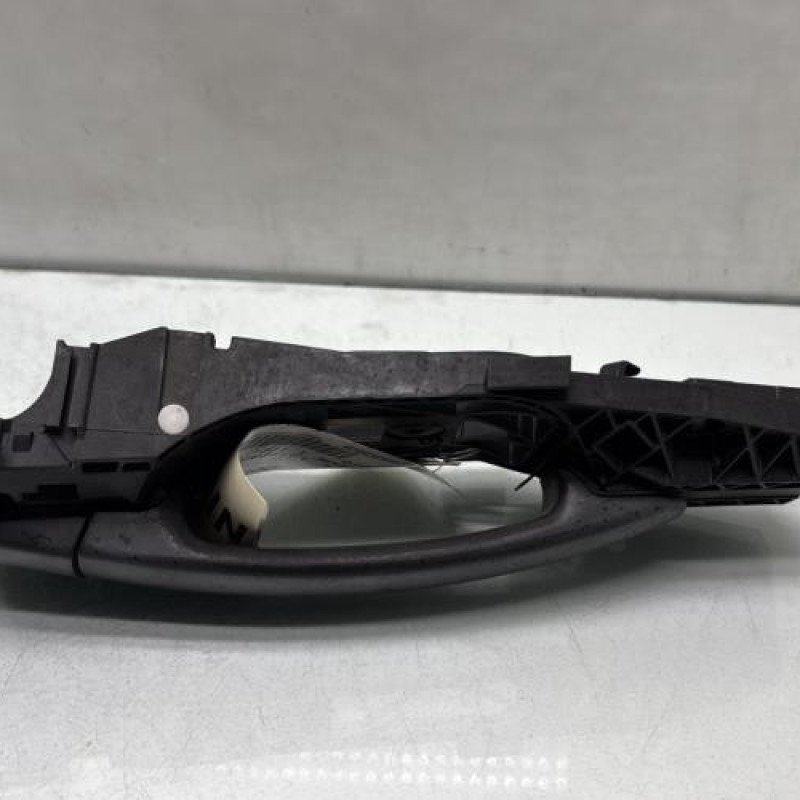 Poignee porte arriere droit VOLKSWAGEN POLO 5 Photo n°4