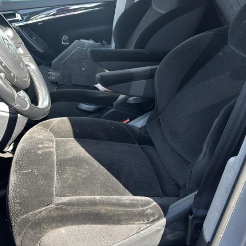Anti brouillard gauche (feux) CITROEN C4 PICASSO 1 Photo n°18