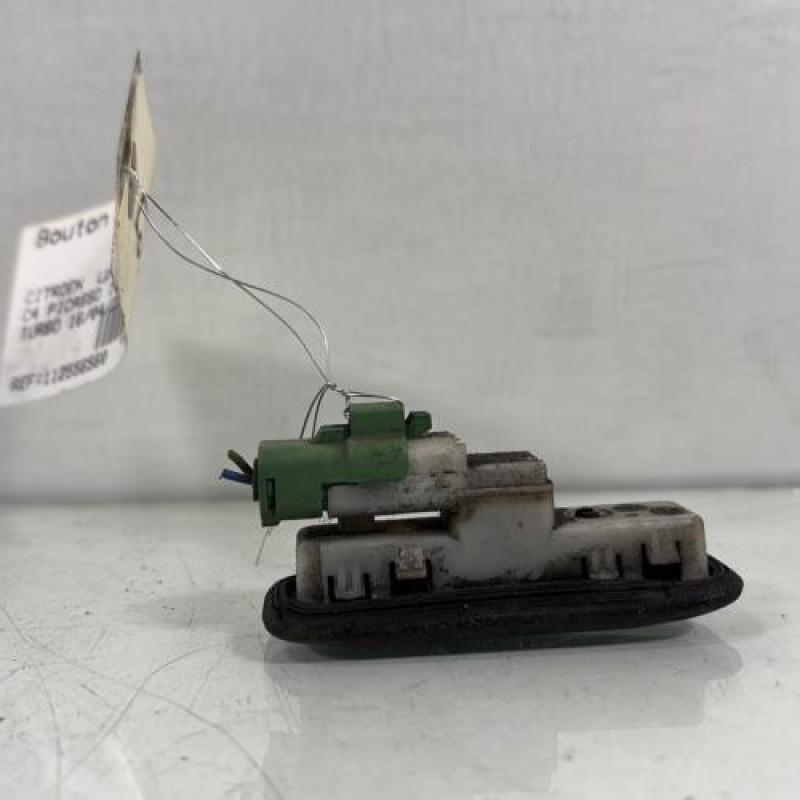Bouton de coffre CITROEN C4 PICASSO 1 Photo n°4