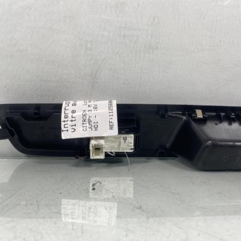 Interrupteur de leve vitre avant droit CITROEN JUMPY 3 M Photo n°2